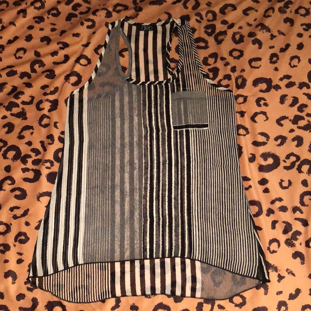 DEB BRAND FITTED SHEER TOP Women’s Size Small